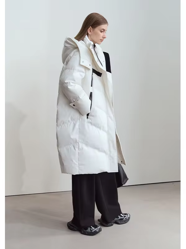Amii 2025 Winter New Women's Duck Down Warm Hooded Solid Long-sleeved Three-proof Down Jacket Loose Shoulder Sleeve Top